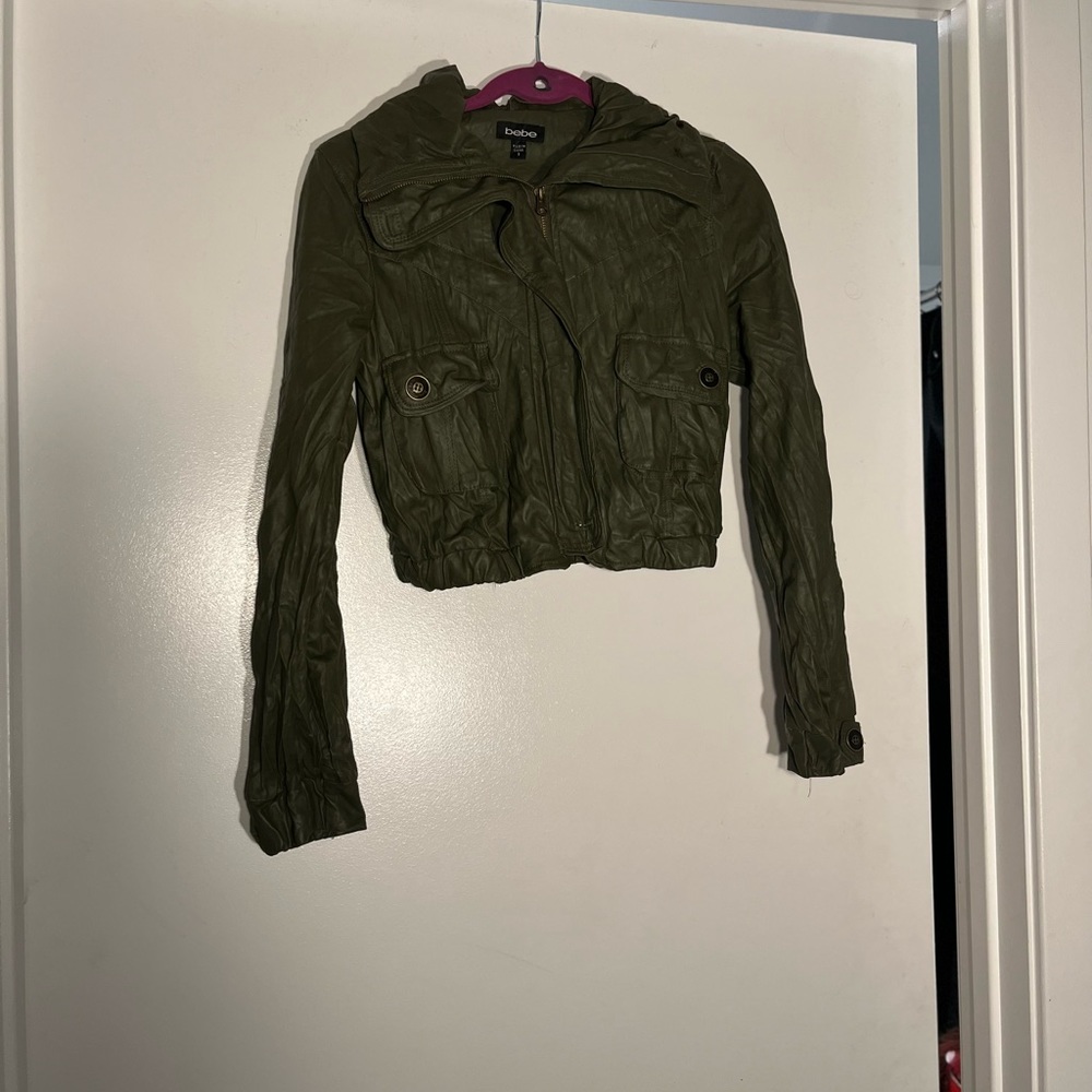 Forest green cropped bomber jacket by BEBE.